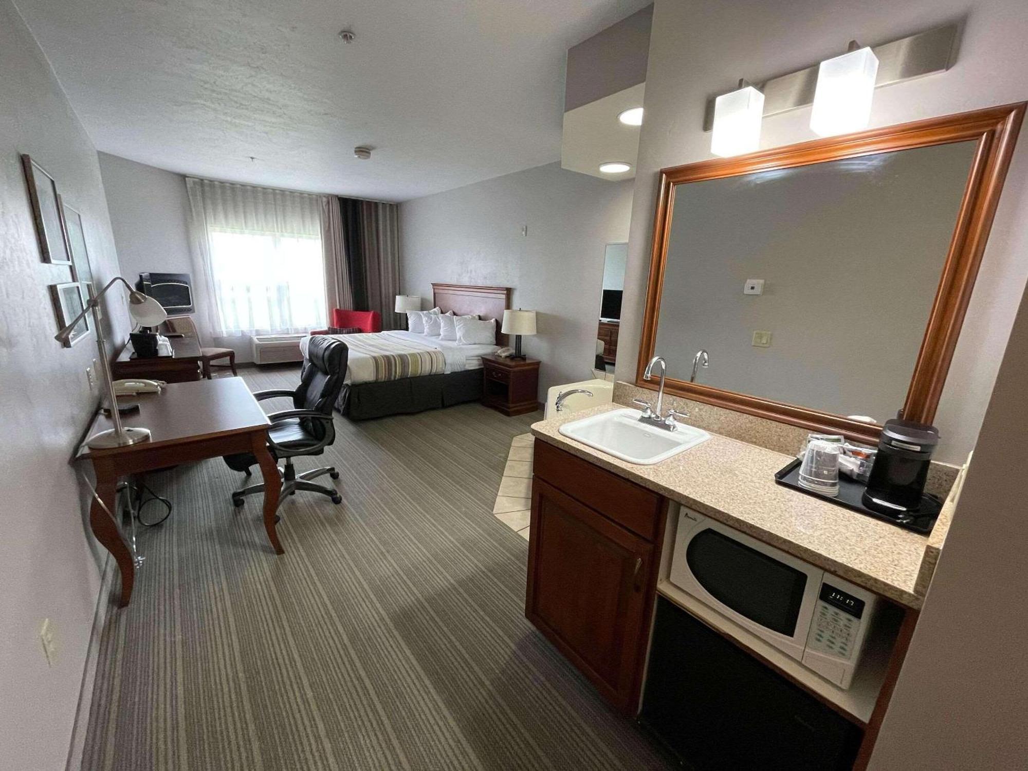 Little Chute Country Inn & Suites By Radisson, Appleton North, Wi מראה חיצוני תמונה